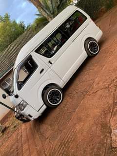 used toyota hiace