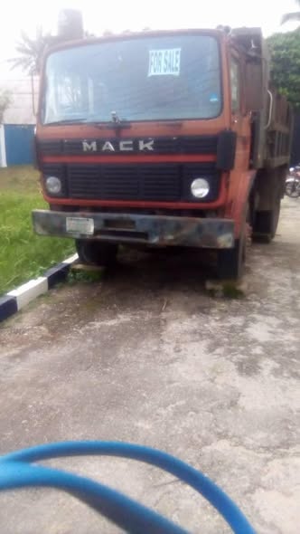 A picture of Truck