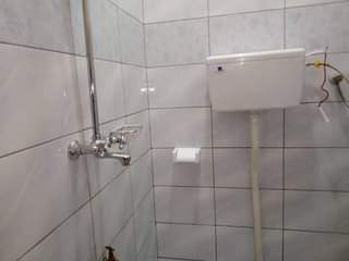 A picture of Double rooms self contained for rent in Mpererwe Kizingiza off