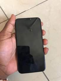 A picture of iPhone xplain