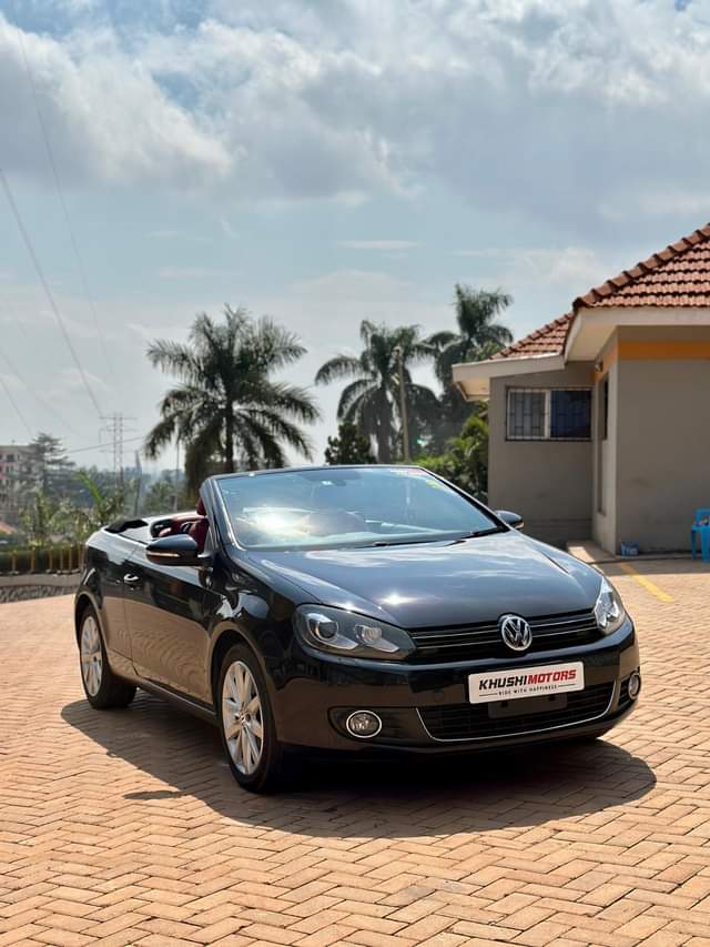 A picture of 2011 Volkswagen Golf