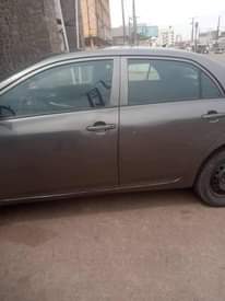 A picture of owner need money urgently 09 corrolla manual gear