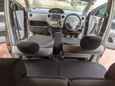 A picture of TOYOTA Sienta