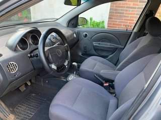 A picture of 2007 Pontiac Vibe 4plug
