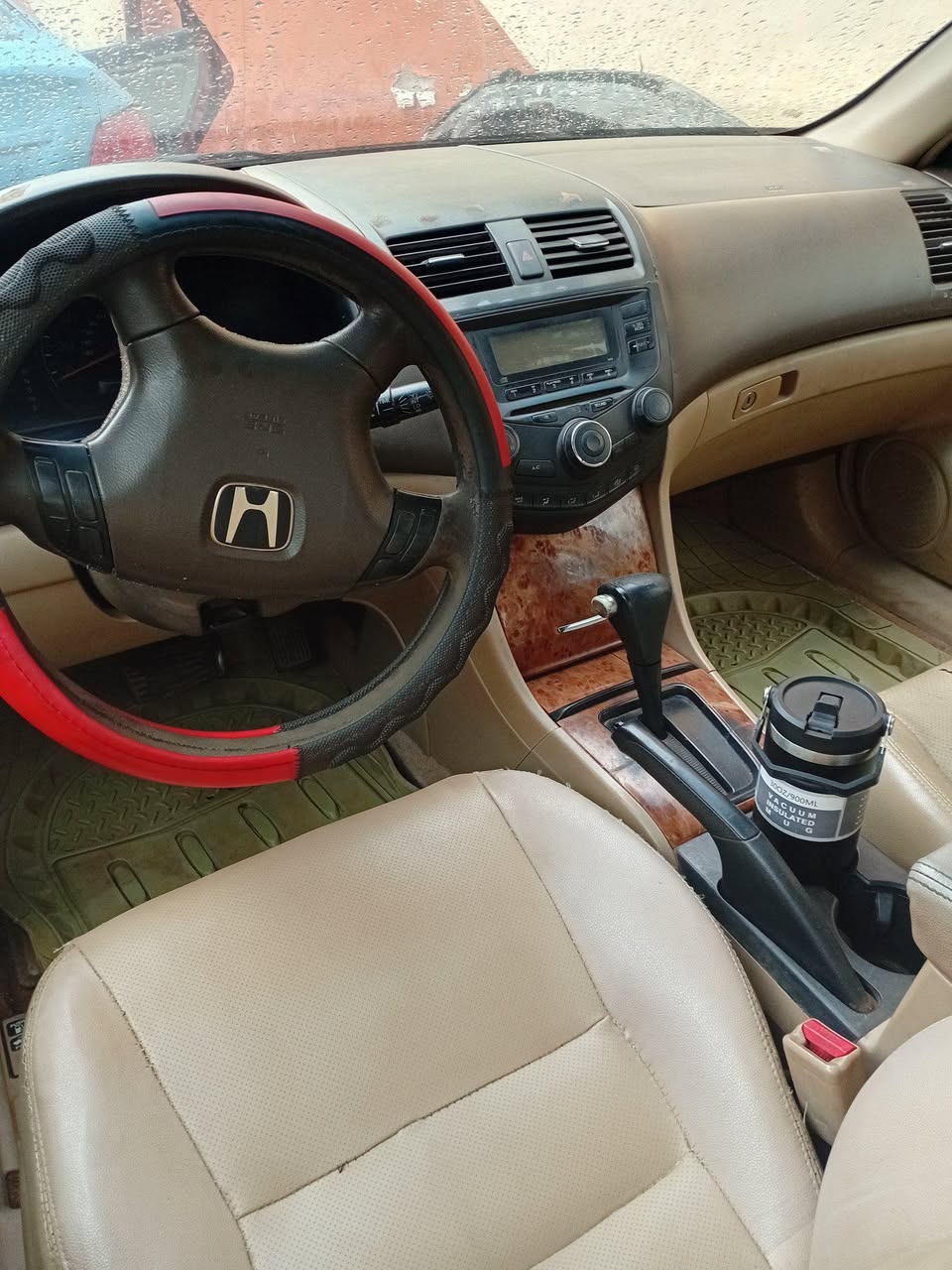 A picture of Honda accord 2005