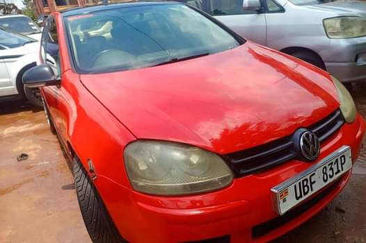 A picture of GOLF5 15.5M CALL 0759.65.47.86
