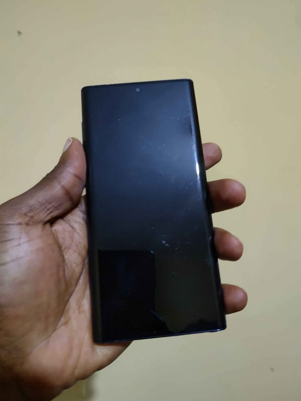 A picture of Samsung Galaxy note 10 256gb