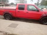 A picture of Nissan frontier 05 model