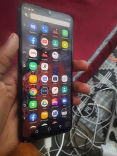 A picture of Infinix hot 9play Gb 32 ram2 4g Ina kreki moja