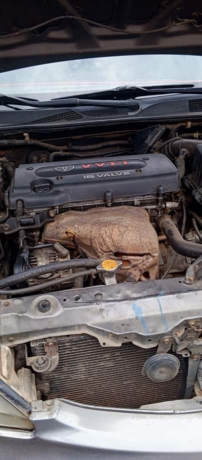 A picture of Toyota Camry 03