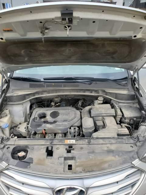 A picture of HUNDAI SANTAFE 2018 MODEL BELGIUM GRADE FIRST USER FIRST BODY