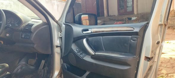 A picture of Bmw x5