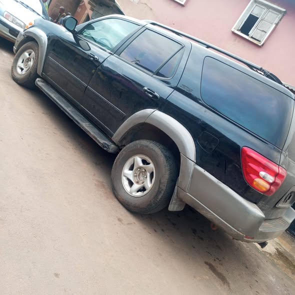 A picture of Toyota Sequoia