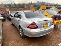 A picture of Mercedes Benz c180 2006year 18 5m