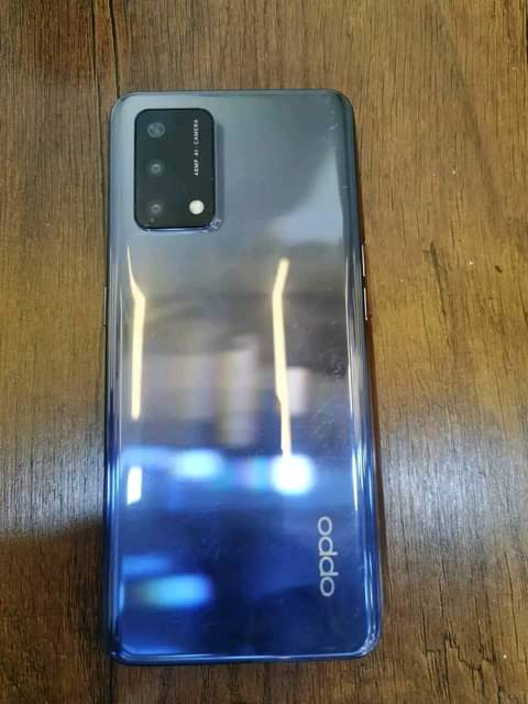 A picture of OPPO A74