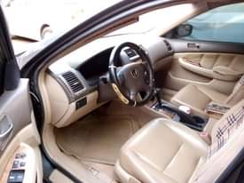 A picture of Honda Accord 05