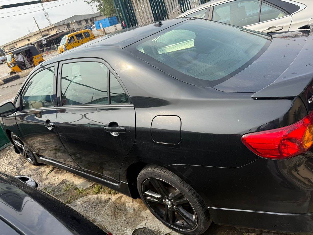 A picture of 2010 Toyota corolla
