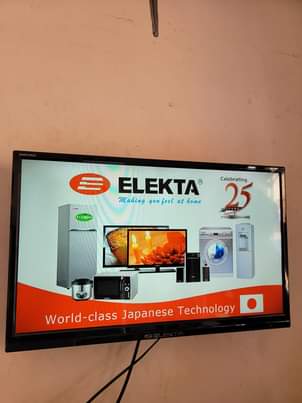 A picture of 28 inches tv for sell