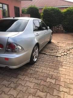 used toyota altezza