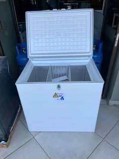 classifieds/fridges