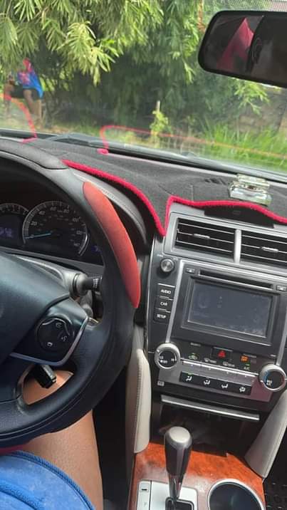 A picture of Toyota Camry 2014 model