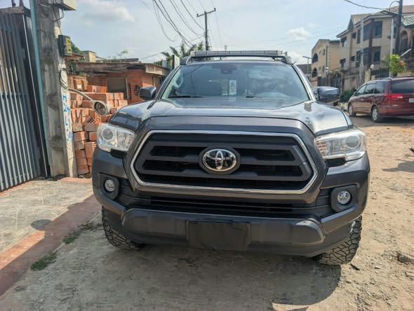 A picture of 2021 Toyota Tacoma