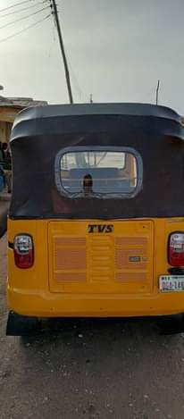 A picture of Neatly use tvs keke napep Location is sabo kaduna Distress