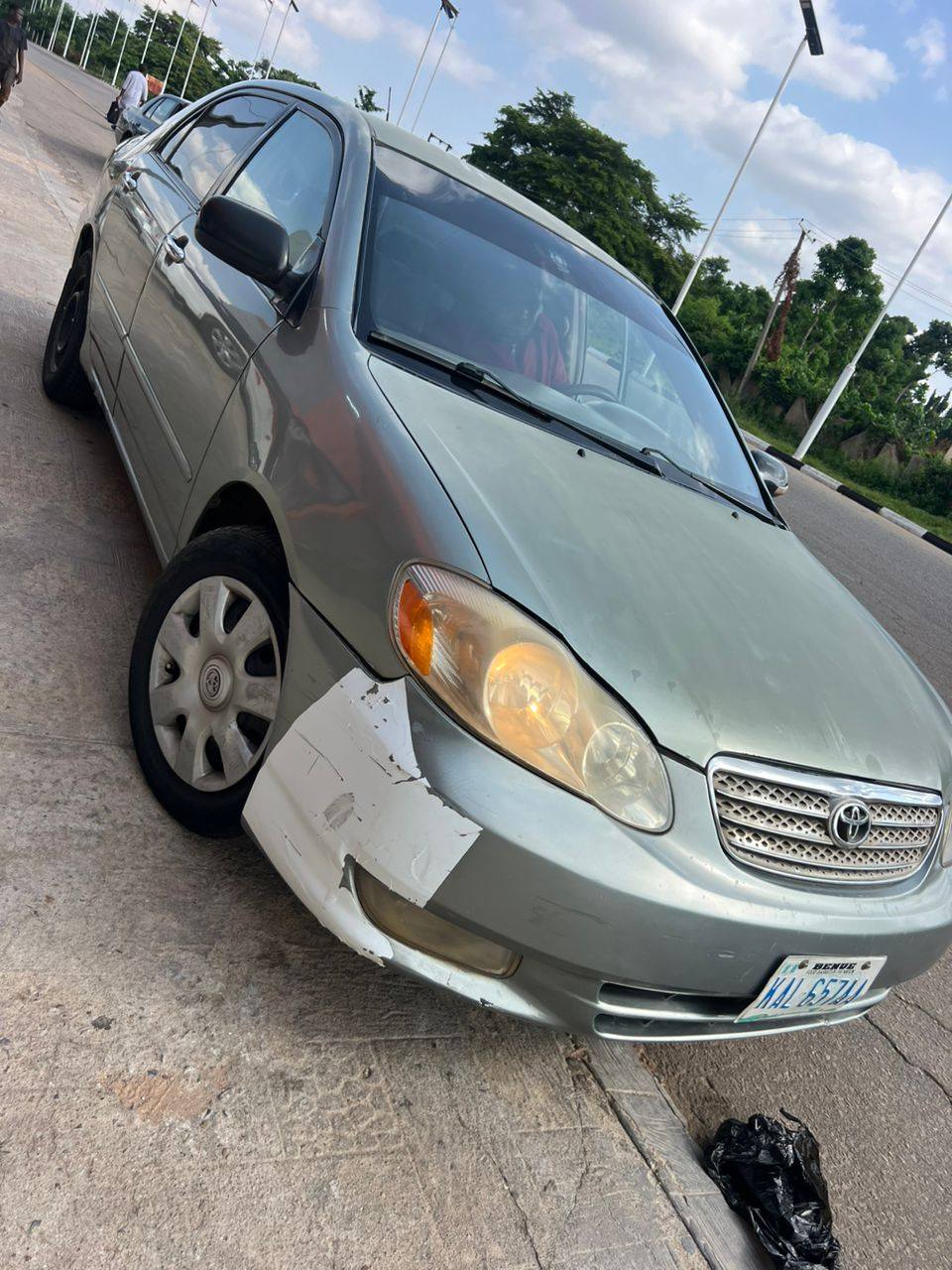 A picture of Toyota Corolla 2004 model