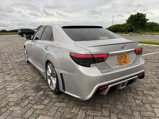 A picture of TOYOTA MARKX