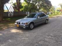 classifieds/cars bmw
