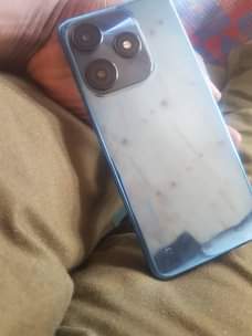 A picture of Its Tecno Spark 10c on market