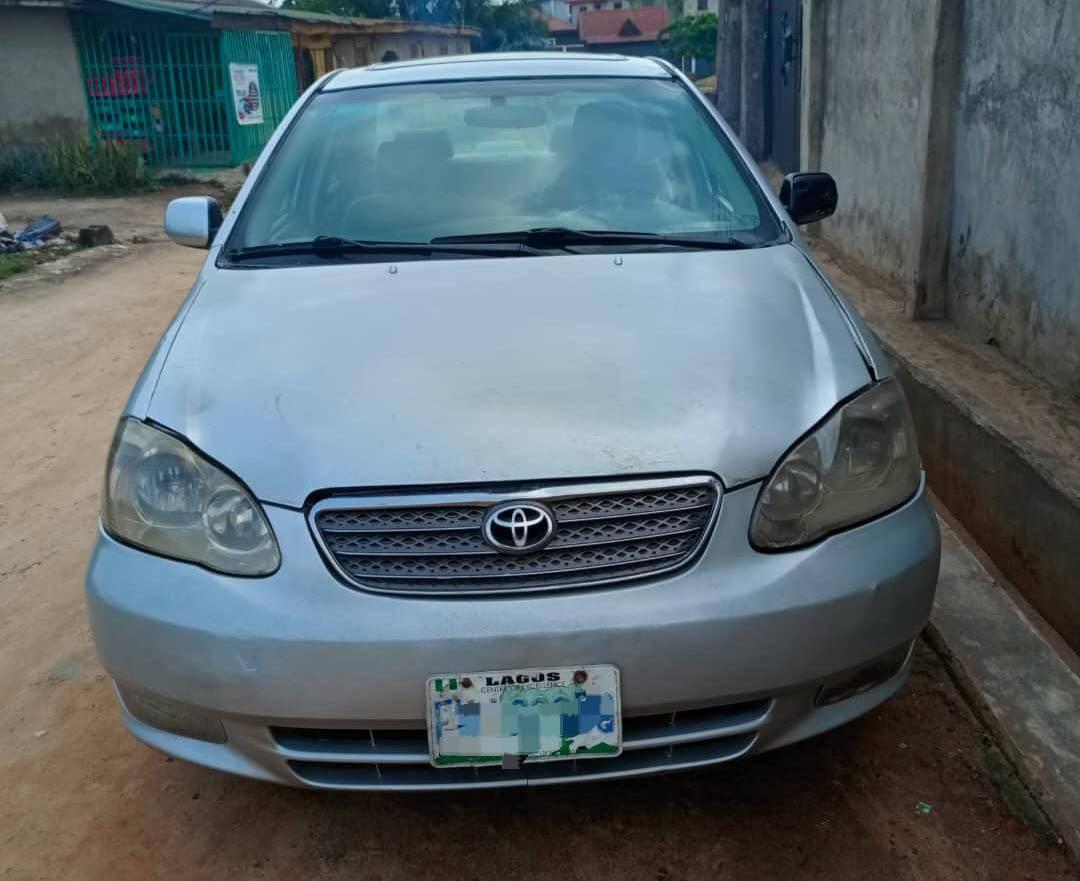 A picture of Toyota Corolla 2004 model