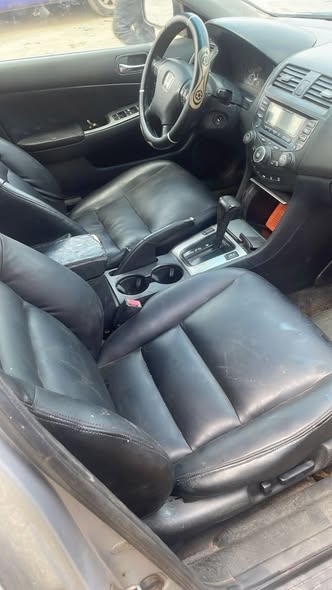A picture of Honda Accord engine gear AC working 1 6m