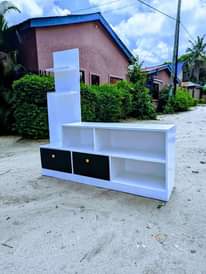 A picture of SHOWCASE