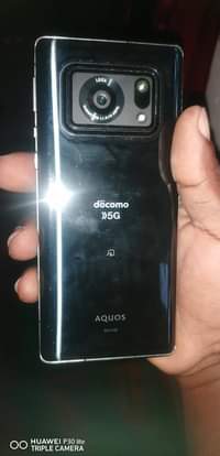 A picture of Aquos r6