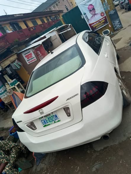 A picture of Honda Accord 07