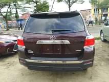 A picture of 2013 Toyota Highlander tok Price 12 5m Location Amuwo odofin
