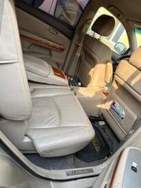 A picture of LEXUS RX330 YEAR 2005