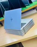 A picture of HP ELITEBOOK 1030 G2 Very slim and portable Refubrished price