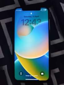 A picture of IPhone X 256GB