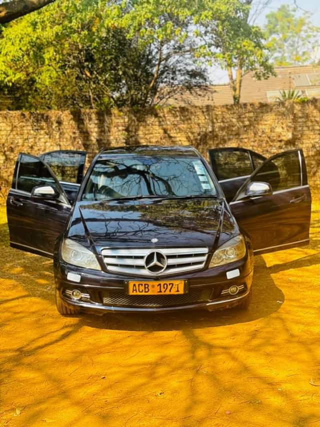 classifieds/cars mercedes