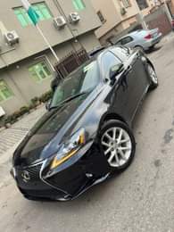 A picture of KINZZYAUTO S 08109018982 6 900 000... Refer and earn 3Months