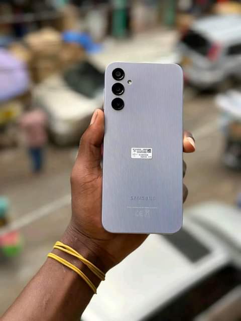 A picture of Nauza Samsung A14 haina shida nataka 220k