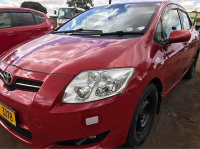 toyota auris