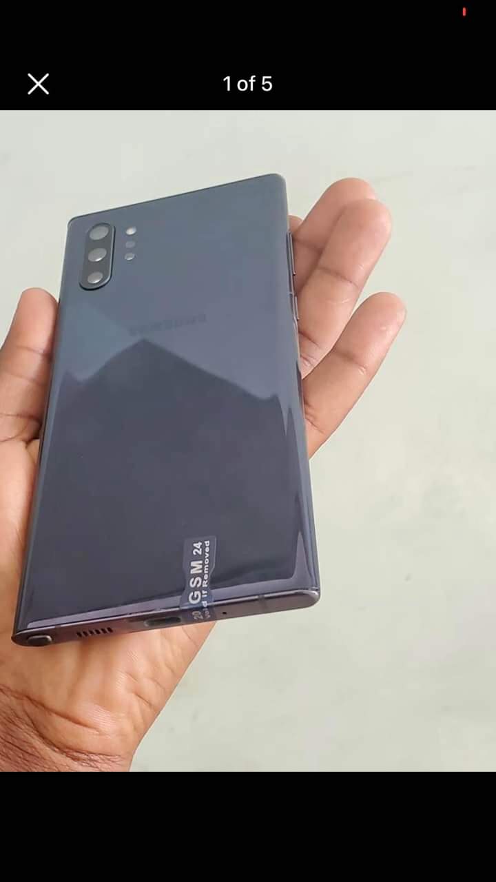 A picture of Samsung note 10 Plus GB 256