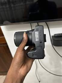 A picture of FUJIFILM FINPIX S8300