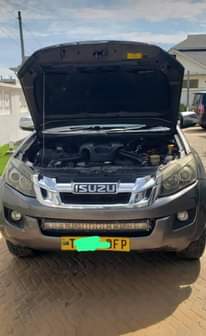 A picture of Isuzu Demax