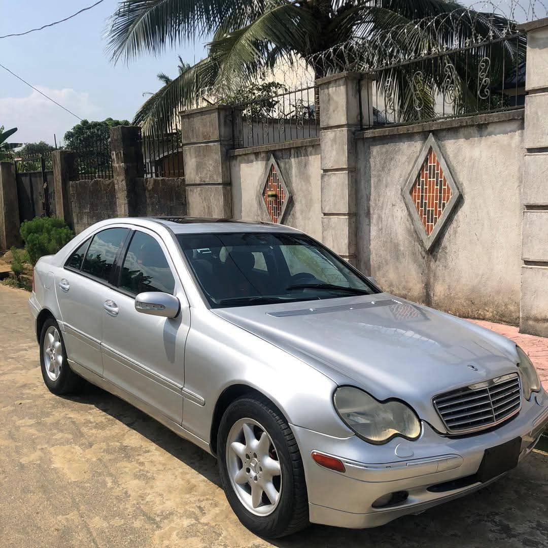 A picture of 2004 Clean Benz C240 2004