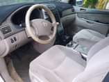 A picture of TOYOTA SIENNA 2009 Model
