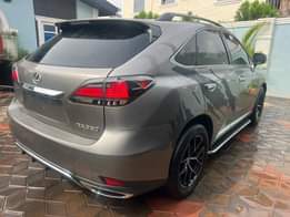 A picture of Registered Lexus rx350 2010 upgraded to 2018 full option mouse
